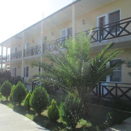 Guest House У Дедушки Самвела Alakhadzi Exterior photo