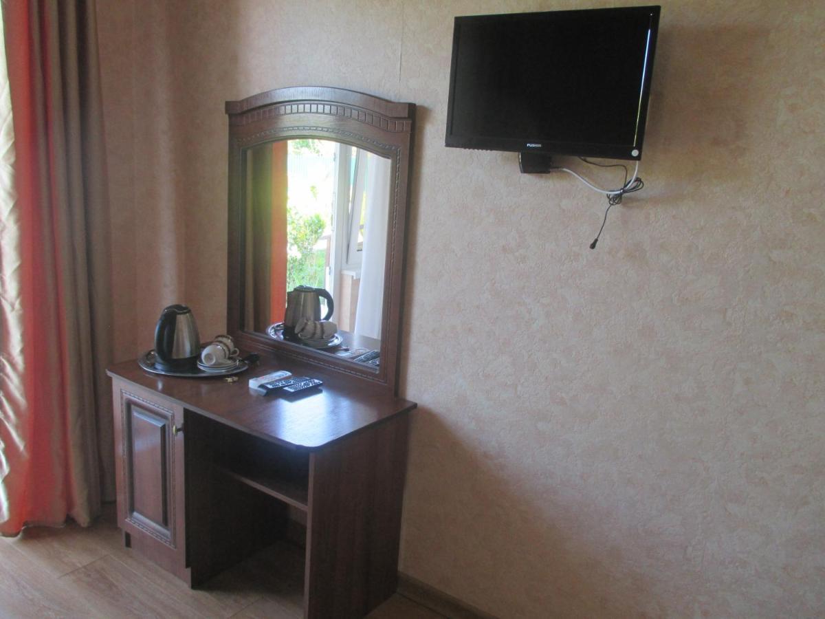 Guest House У Дедушки Самвела Alakhadzi Exterior photo