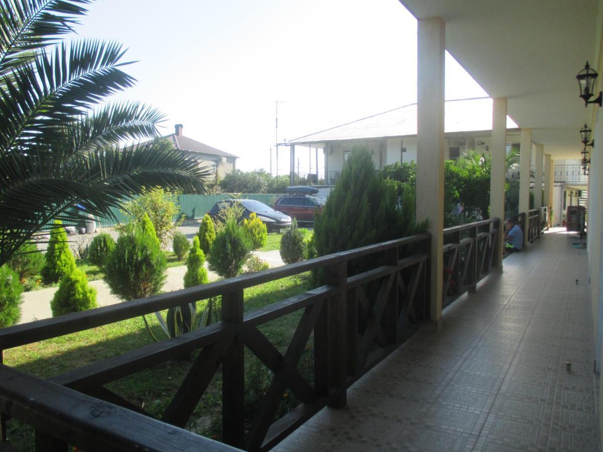 Guest House У Дедушки Самвела Alakhadzi Exterior photo