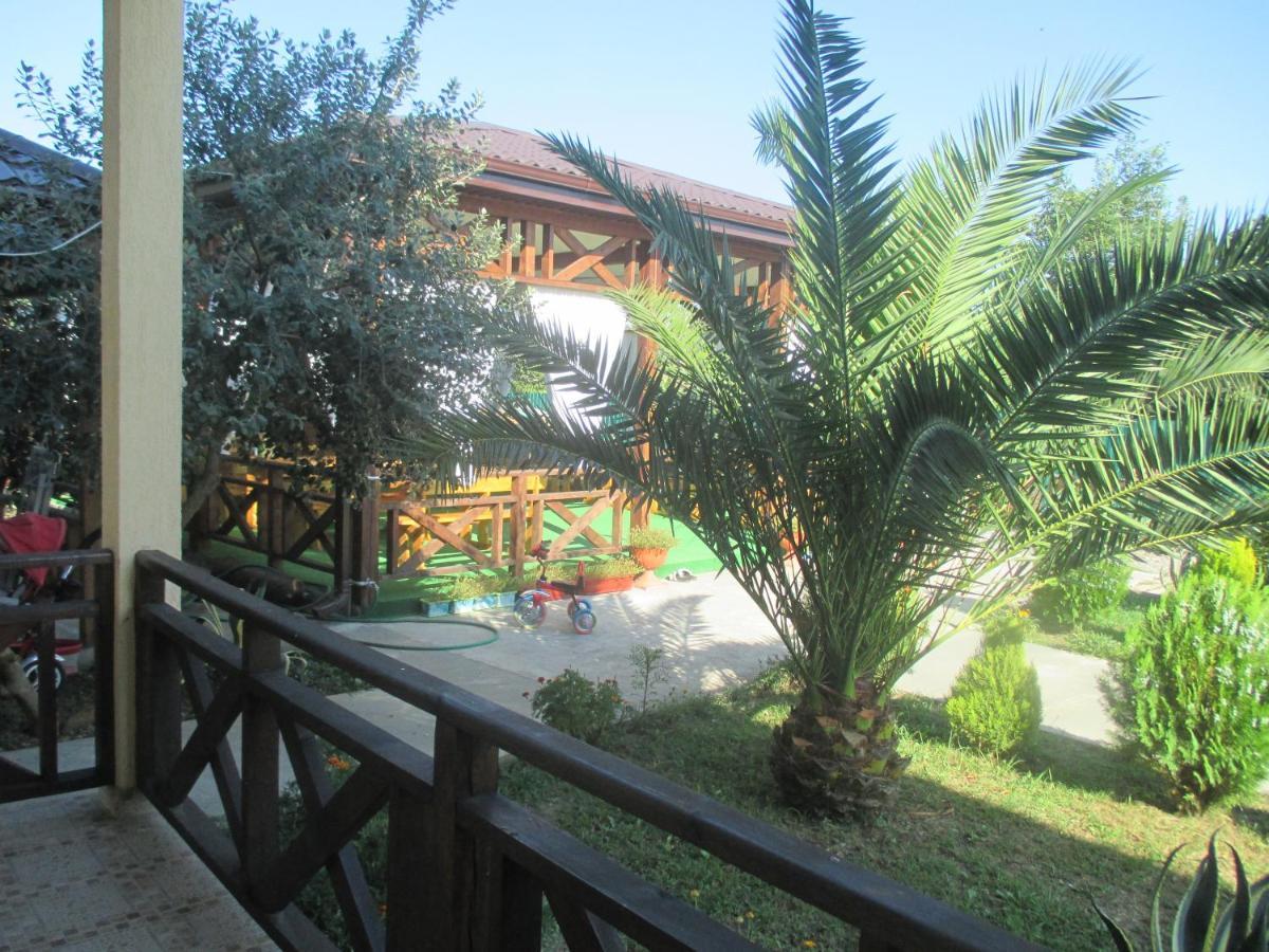 Guest House У Дедушки Самвела Alakhadzi Exterior photo
